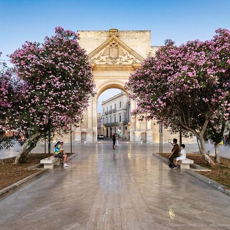 Real Street 21 Leilighet Lecce Eksteriør bilde